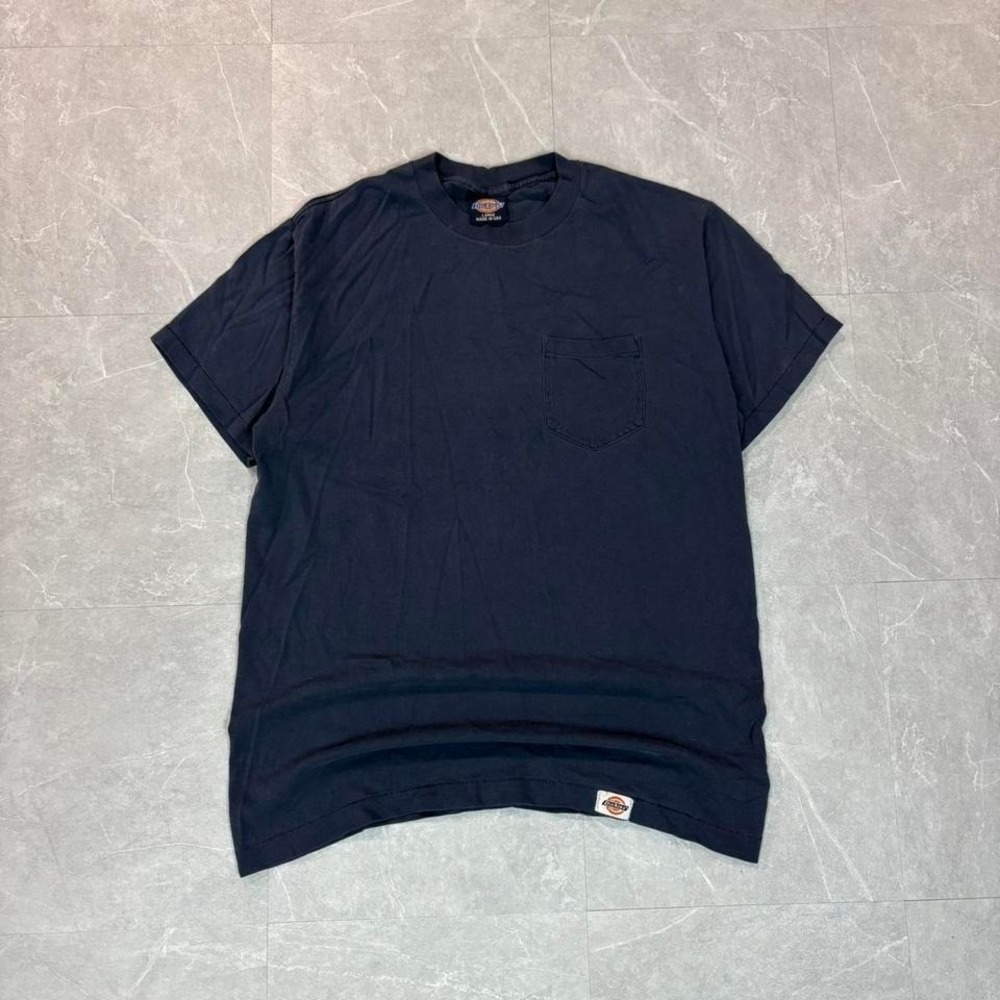 1990's Dickies navy blue pocket tee #skater